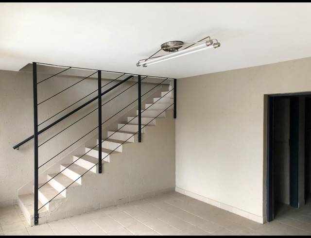 366M² OFFICE TO LET IN POMONA AH